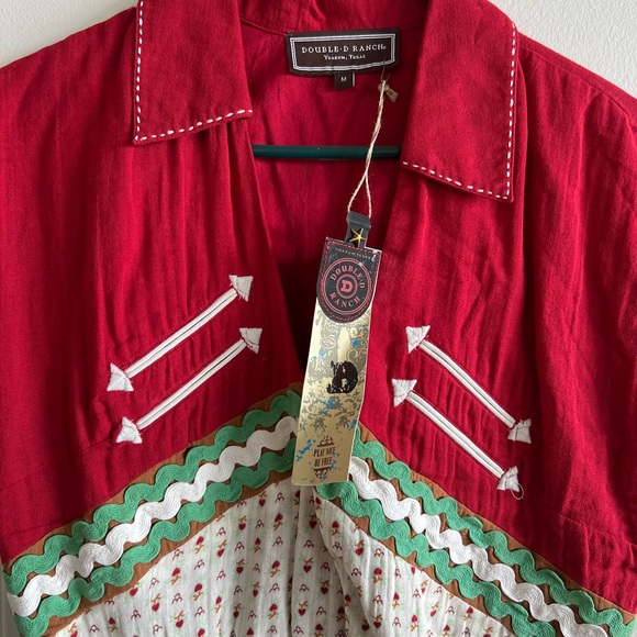 Double D Ranch Party on the Plaza top - NWT - Picture 6 of 9